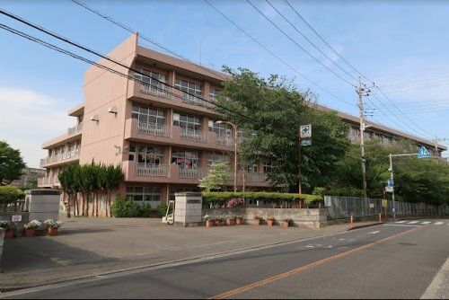 所沢市立椿峰小学校の画像