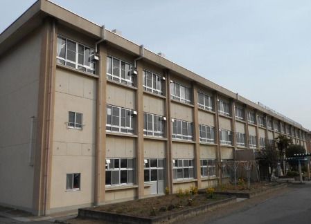 前橋市立桃瀬小学校の画像