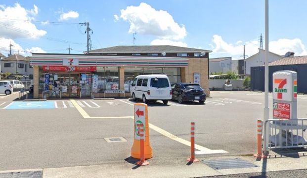 セブンイレブン 和歌山狐島店の画像