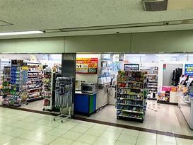 ファミリーマート 名古屋国際センター/S店の画像