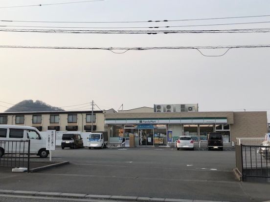 ファミリーマート四日町店の画像