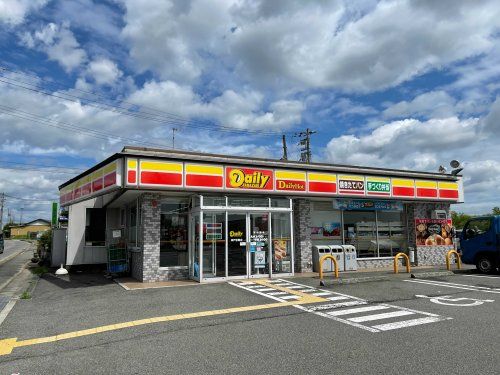  デイリーヤマザキ宝殿駅前店の画像