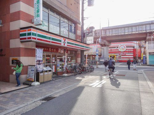 セブンイレブン 大阪上新庄3丁目店の画像