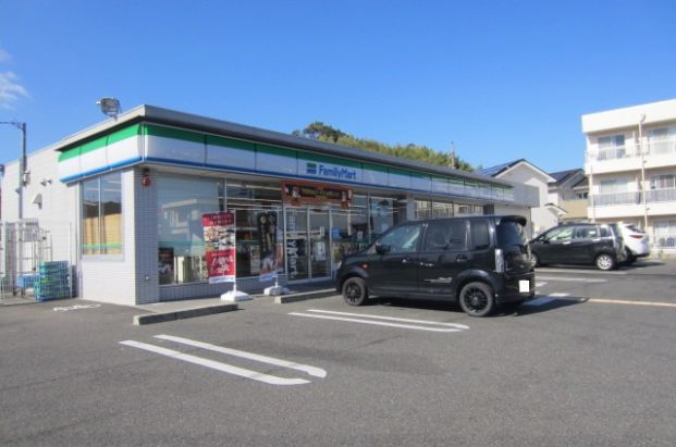 ファミリーマート 泉佐野中庄店の画像