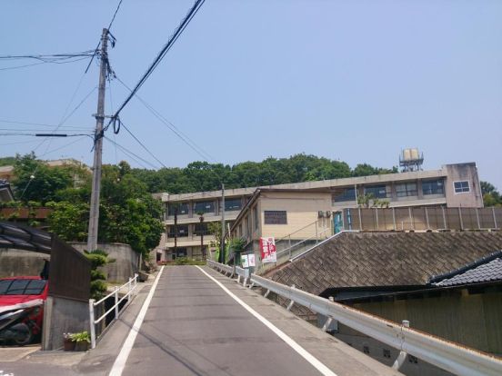 福山市立道上小学校の画像