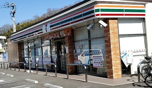 セブンイレブン JR瀬戸駅前店の画像