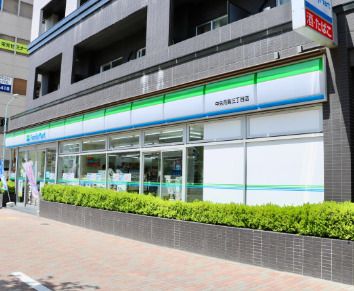 ファミリーマート 中央月島三丁目店の画像