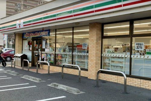 セブンイレブン 厚木水引店の画像