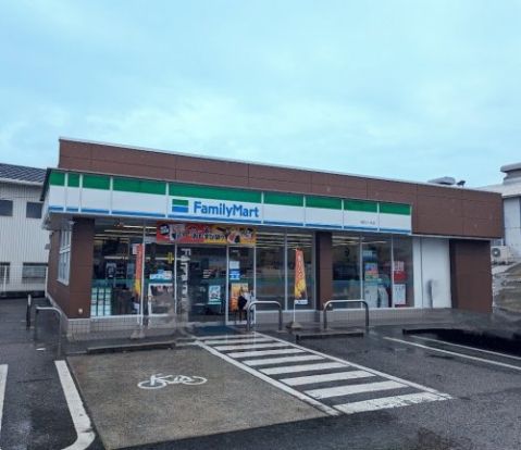 ファミリーマート 明石八木店の画像