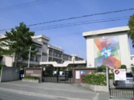 豊中市立第三中学校の画像