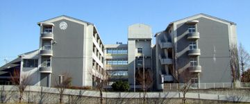 箕面市立 萱野小学校の画像