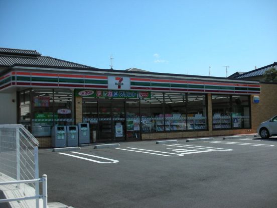 セブンイレブン 福山東町店の画像