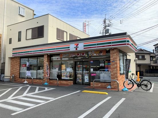 セブンイレブン 尼崎食満７丁目店の画像