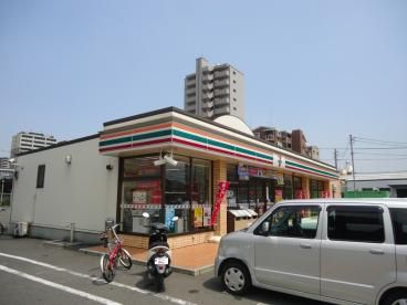 セブンイレブン 福山西町1丁目店の画像