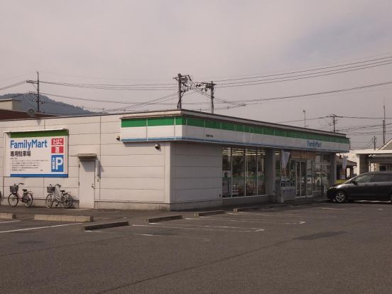 ファミリーマート 新涯中央店の画像