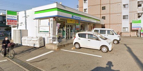 ファミリーマート 深江本町一丁目店の画像