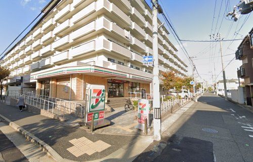 セブンイレブン 神戸本庄町1丁目店の画像