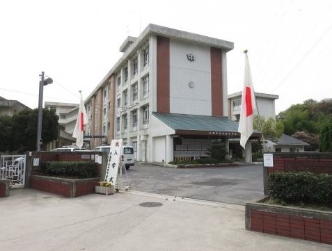 広島市立古田中学校の画像
