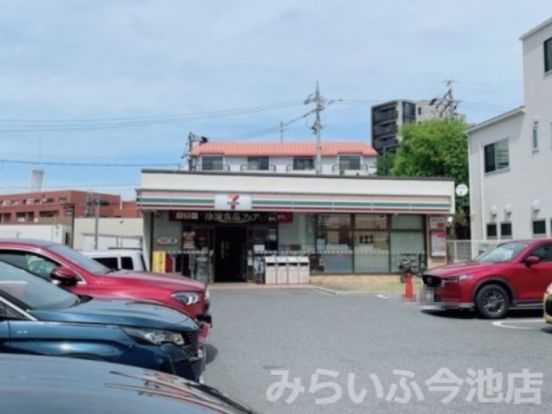 セブンイレブン 名古屋覚王山店の画像