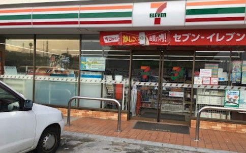 セブンイレブン 横浜釜台町店の画像