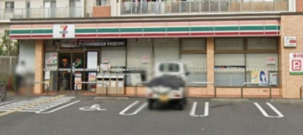 セブンイレブン 寝屋川黒原新町店の画像