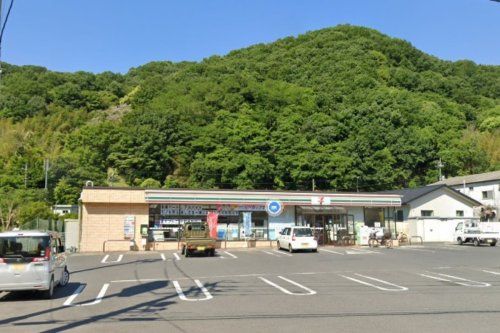 セブンイレブン 岡山足守大井店の画像