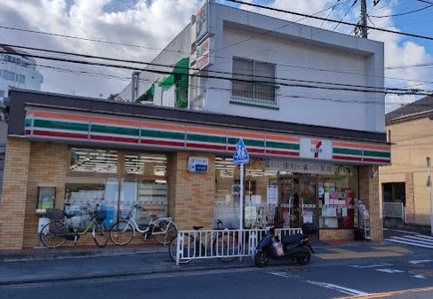 セブンイレブン 横浜浅間台店の画像