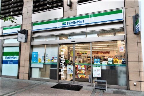 ファミリーマート 港区白金プラザ店の画像