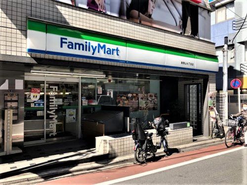 ファミリーマート 南青山七丁目店の画像