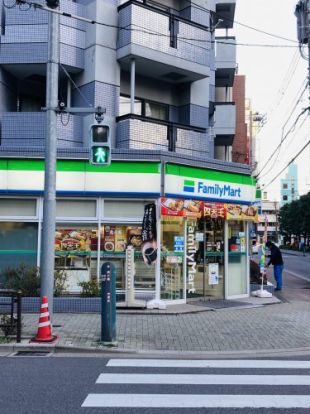 ファミリーマート 駒形一丁目店の画像