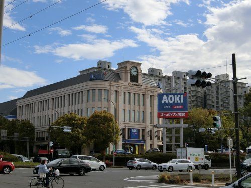 AOKI 横浜港北総本店の画像