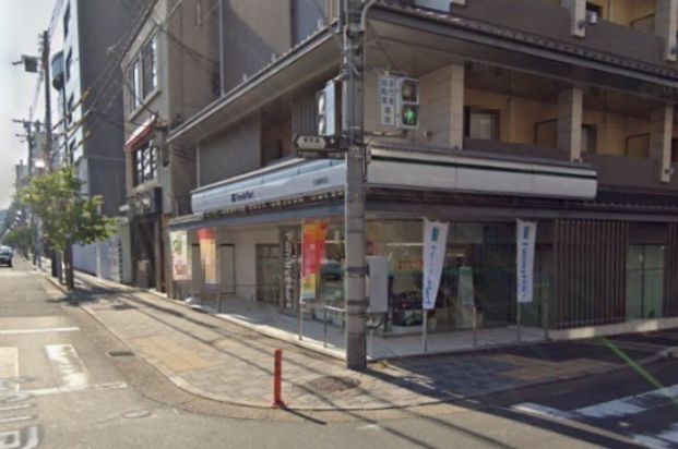 ﾌｧﾐﾘｰﾏｰﾄ七条新町店の画像