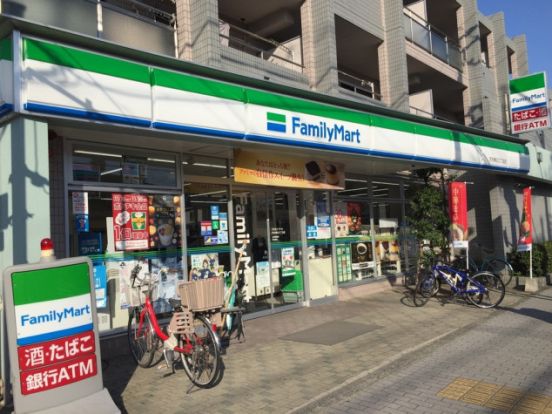 ファミリーマート 茨木春日三丁目店の画像