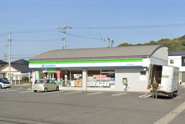 ファミリーマート 岡山西大寺松崎店の画像