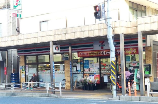 セブンイレブン　横須賀追浜町店の画像
