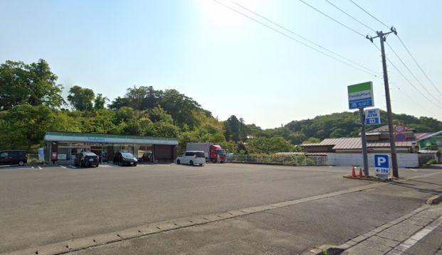 ファミリーマート 白石大鷹沢店の画像