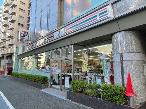 セブンイレブン 目黒3丁目店の画像