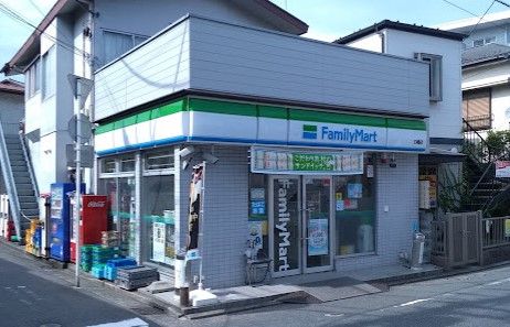 ファミリーマート 白幡店の画像