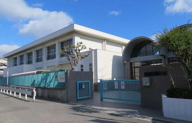 矢田東小学校の画像