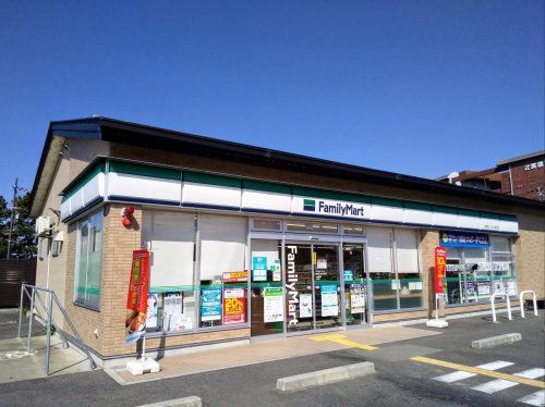 ファミリーマート 彦根ミシガン通り店の画像