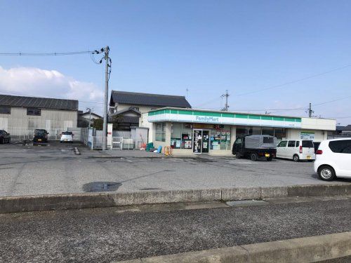 ファミリーマート とよさと沢店の画像