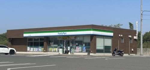 ファミリーマート芦原舟津店の画像