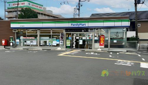 ファミリーマート 上尾日産通り店の画像