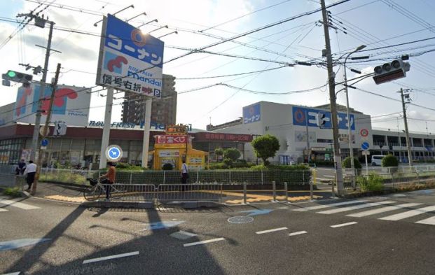 セブン銀行 万代 高槻富田丘店 共同出張所の画像