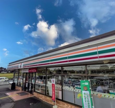 セブンイレブン 桶川川田谷店の画像