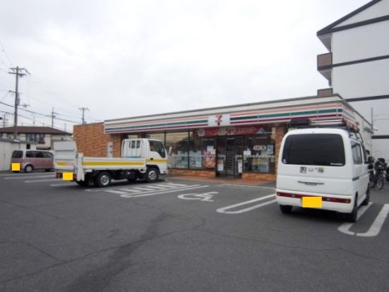 セブンイレブン 岸和田小松里町店の画像