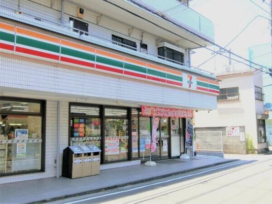 セブンイレブン 横浜太尾町店の画像