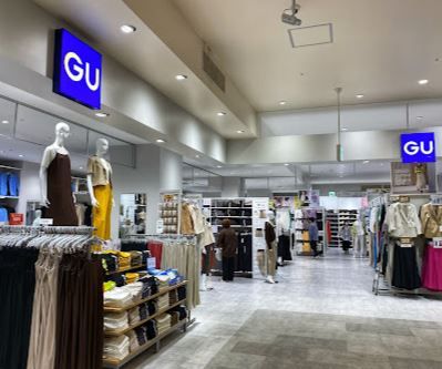 GU(ジーユー) 高槻阪急店の画像