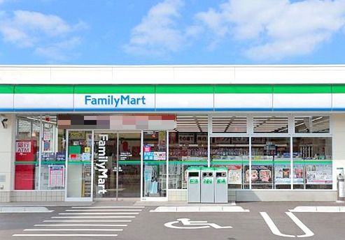 ファミリーマート　伏見桃山南店の画像