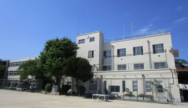 吹田市立吹田第一小学校の画像